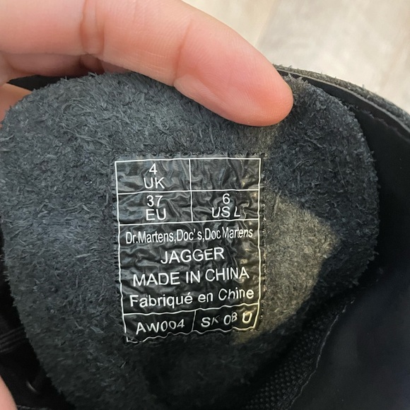 Dr Martens boots - Picture 4 of 4